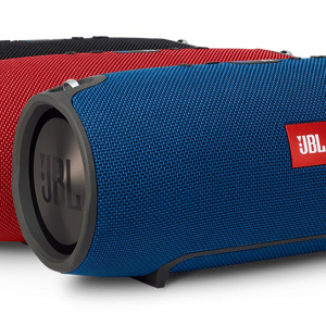 JBL преносен bluetooth звучник