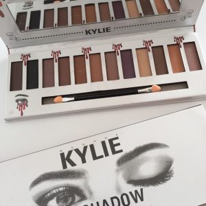 KYLIE KYSHADOW Megane сенки (12 нијанси)